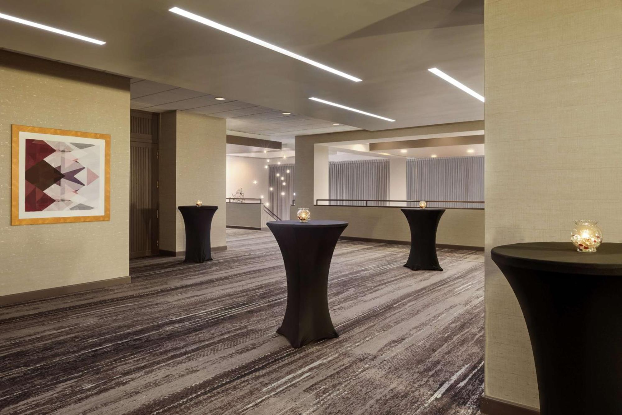 ดับเบิลทรี บาย ฮิลตัน เซนต์พอล อีสต์ Hotel ภายนอก รูปภาพ