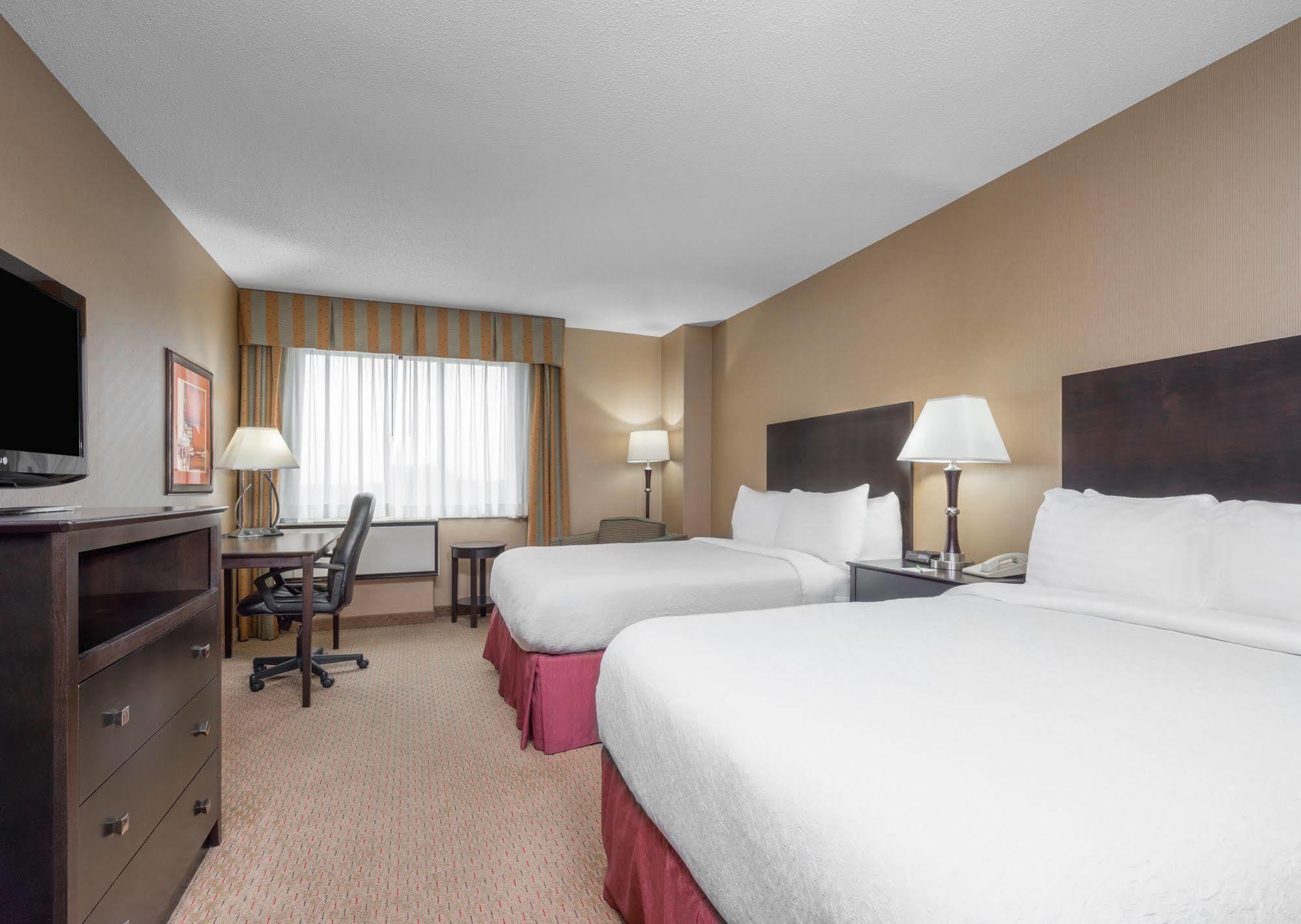 ดับเบิลทรี บาย ฮิลตัน เซนต์พอล อีสต์ Hotel ภายนอก รูปภาพ